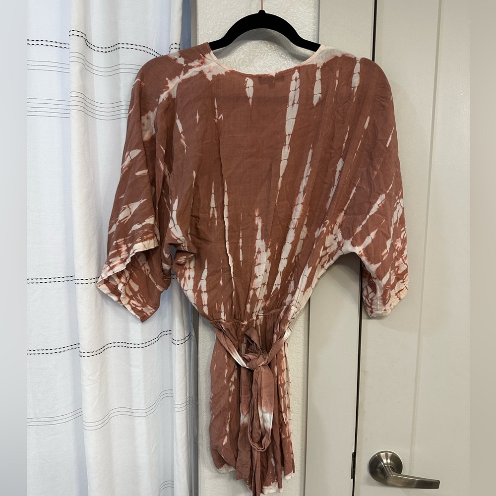 Romper - Picture 3 of 4